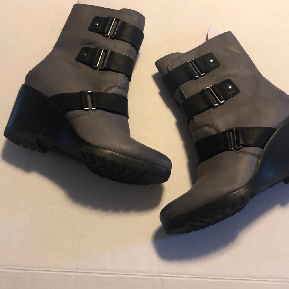 Womens sz 10 sorel boots